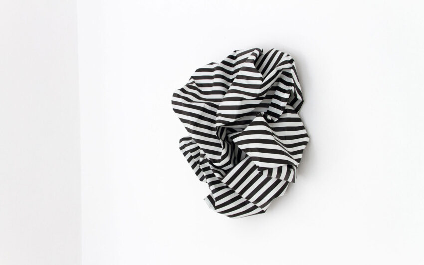 Tq Esther Stocker Knitterskulpturen