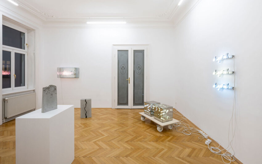 TQ b kowanz c weber c simon veres