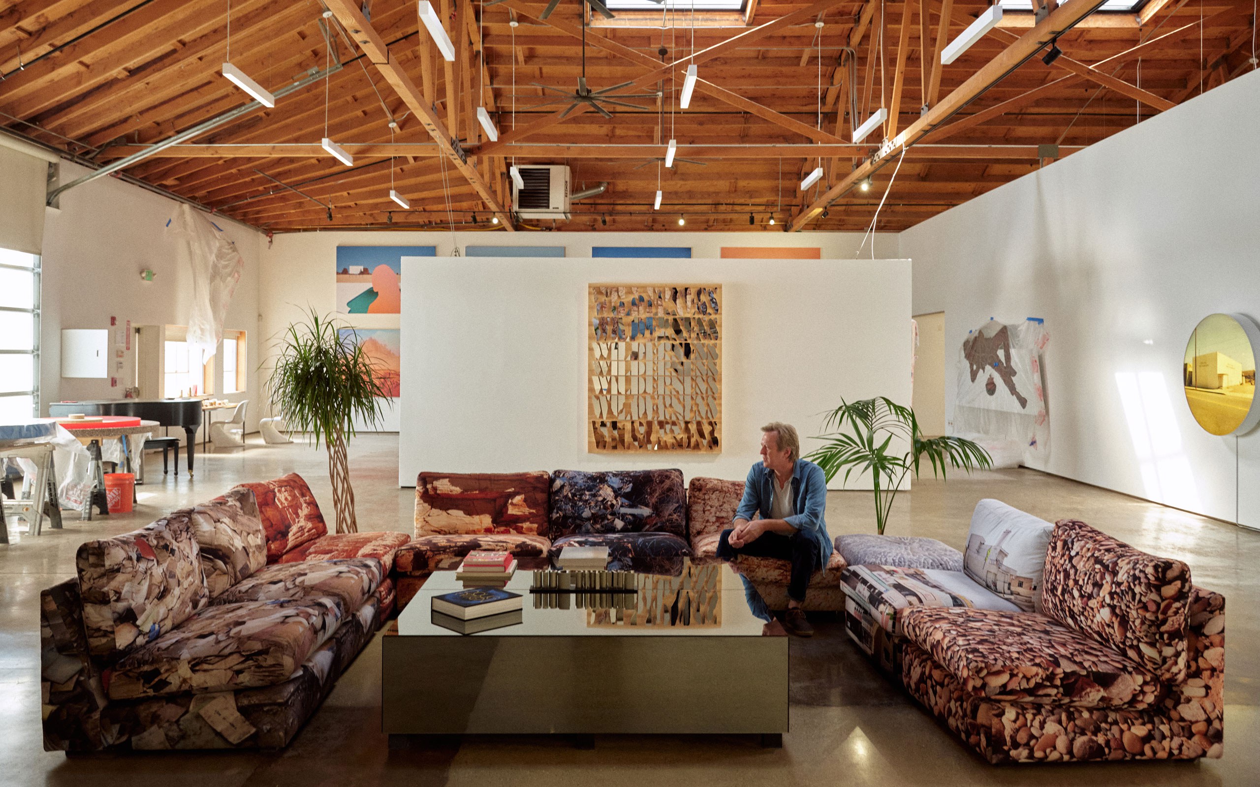 16 Doug Aitken c Cody James