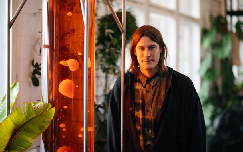 TQ Julian Charriere c Nora Heinisch